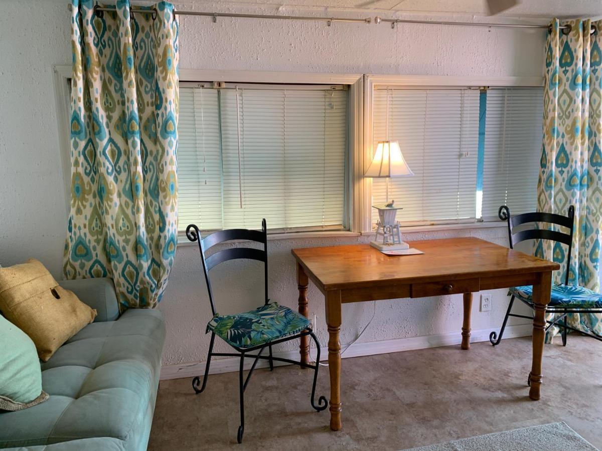 Pelican Island Cottages セバスチャン エクステリア 写真